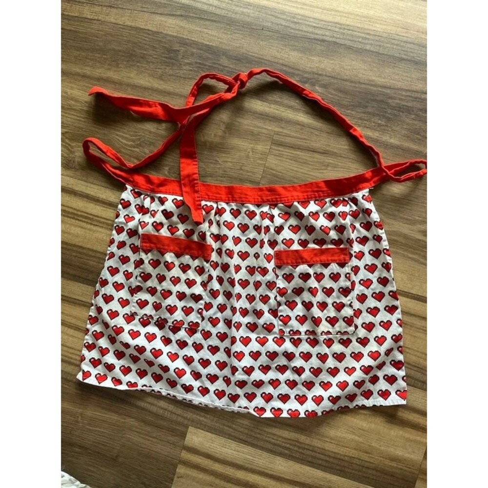 Cottons Heart Half Apron